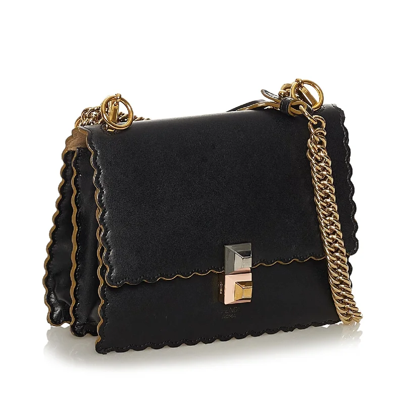 Fendi Kan I Leather Crossbody Bag (SHG-P9BViM)