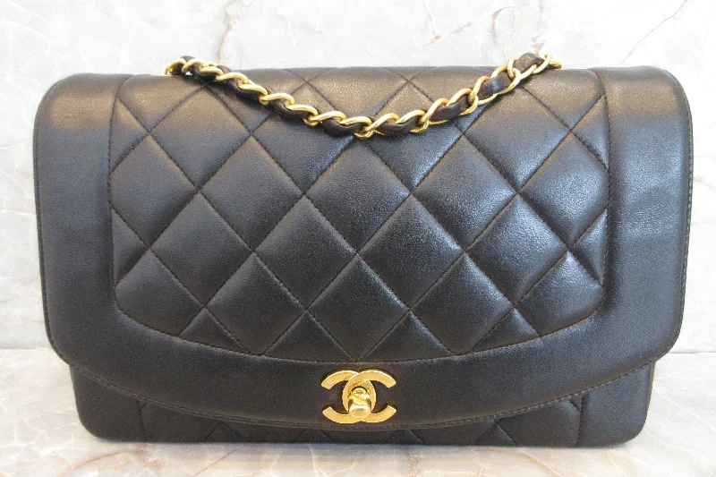 CHANEL/シャネル ダイアナマトラッセチェーンショルダーバッグ ラムスキン ブラック/ゴールド金具 ショルダーバッグ 600120002