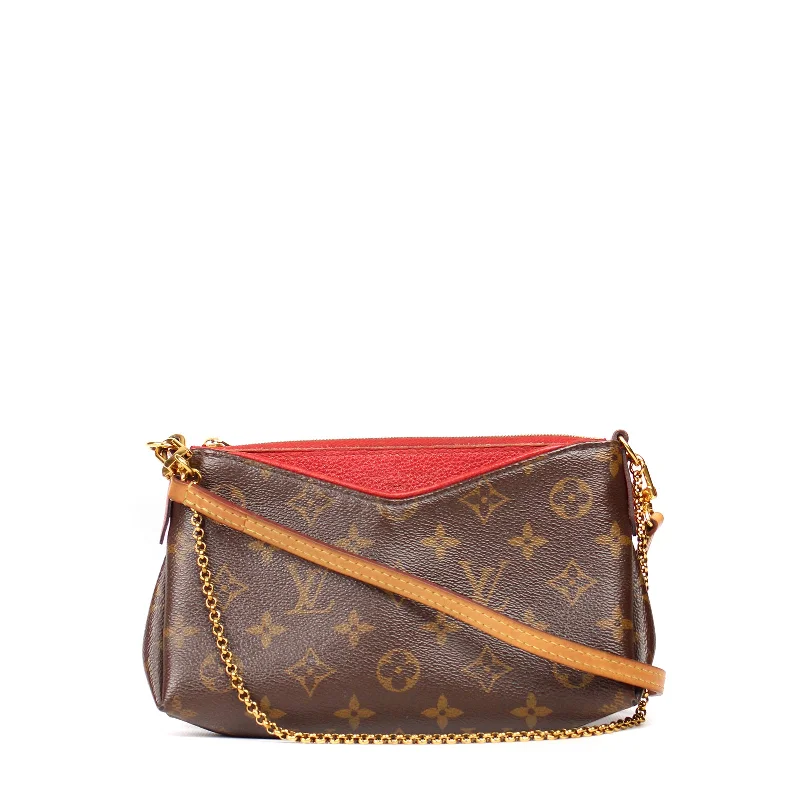 LOUIS VUITTON - Sac Pallas Monogram classique