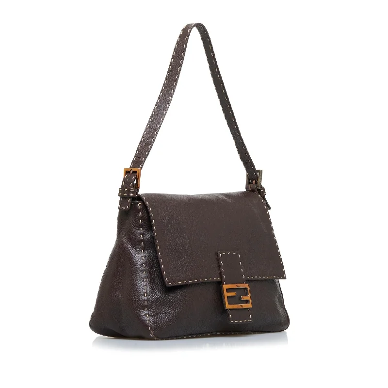 Fendi Selleria Mamma Forever Shoulder Bag (SHG-YFe4hR)