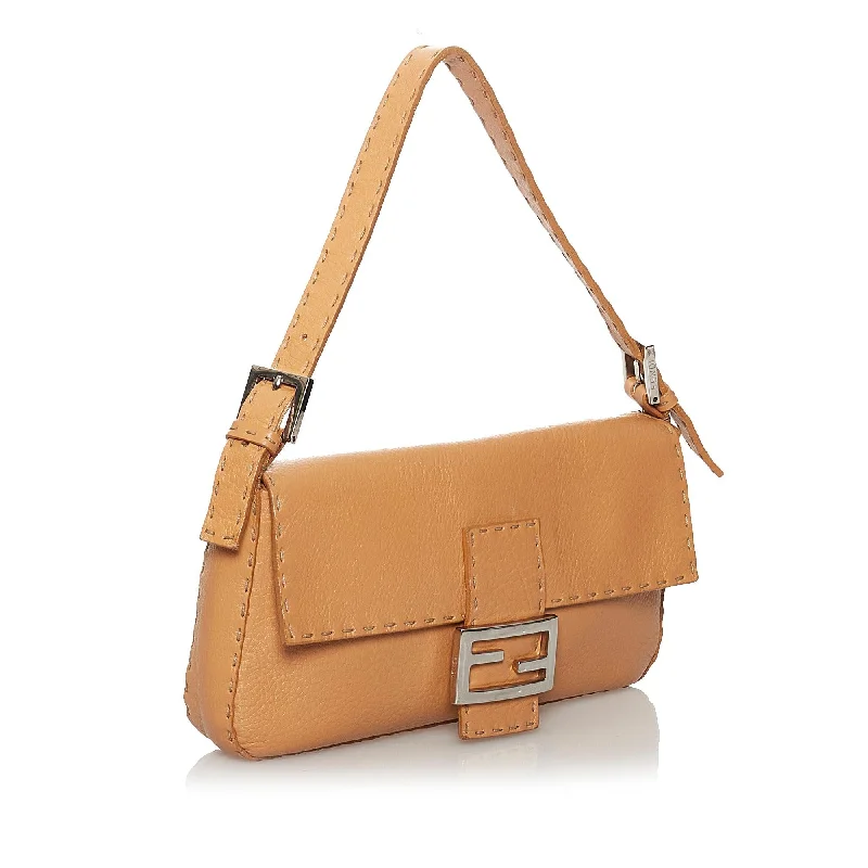 Fendi Selleria Leather Mamma Baguette (SHG-30250)