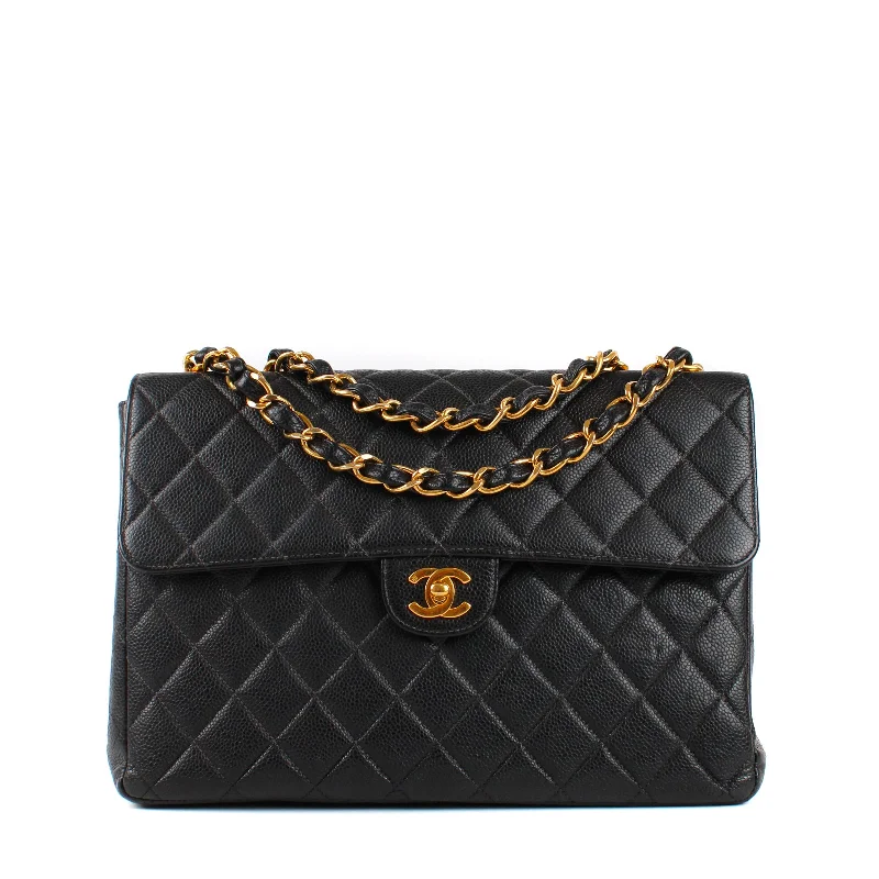 CHANEL - Sac Timeless Maxi Jumbo en cuir grainé